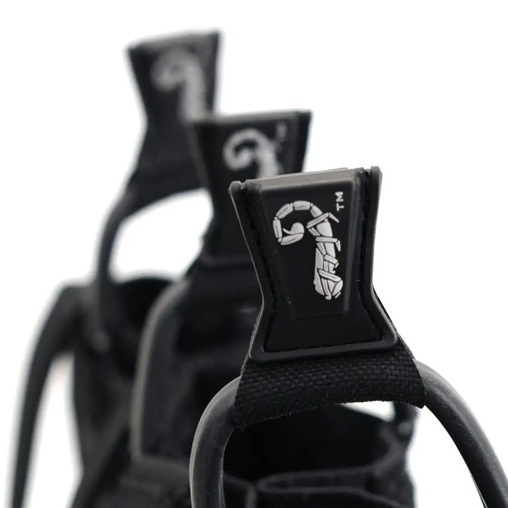 AG1 Single 5.56 Mag Pouch Black Tabs